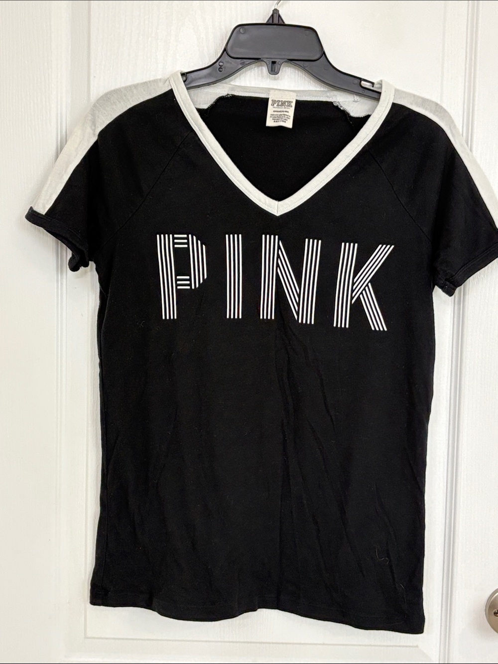 PINK Victoria's Secret V-Neck Tee - Picture 1 of 5